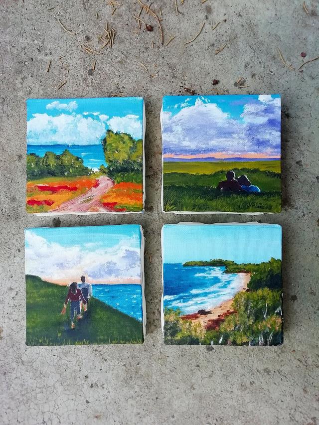 Small canvas series